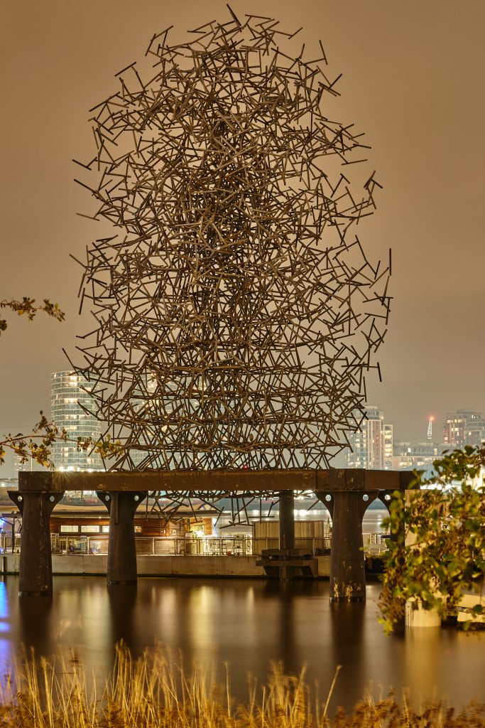 quantum_cloud_sculpture